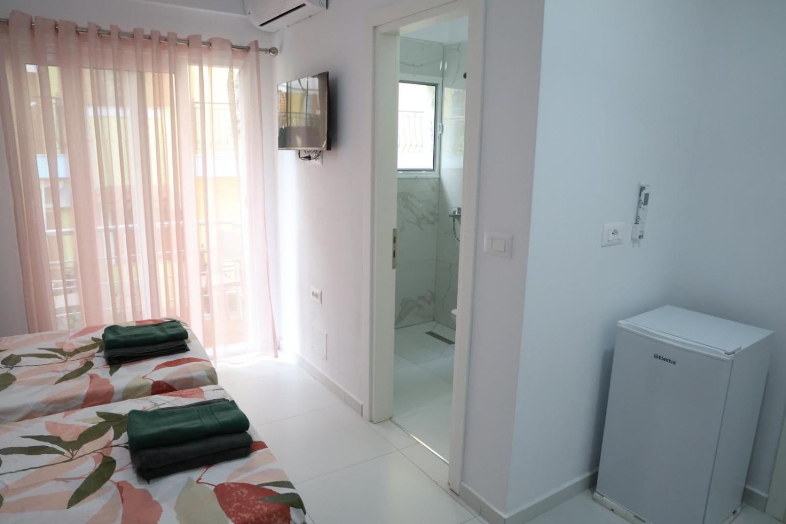 Ida Apartments Саранде Екстериор снимка